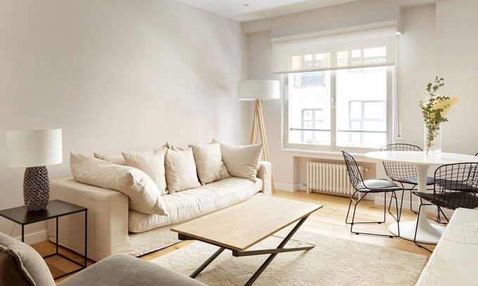 San Sebastian Centro Apartment | Arrasate 2 by FeelFree Rentals