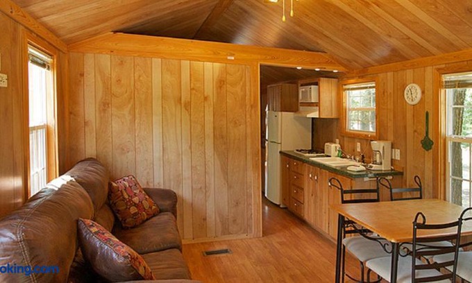 Marquette County Other | Arrowhead Camping Resort Deluxe Cabin 4