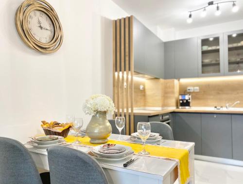 Stara Zagora Apartment | Art Apartment for 4 Guests Free Parking & Wifi