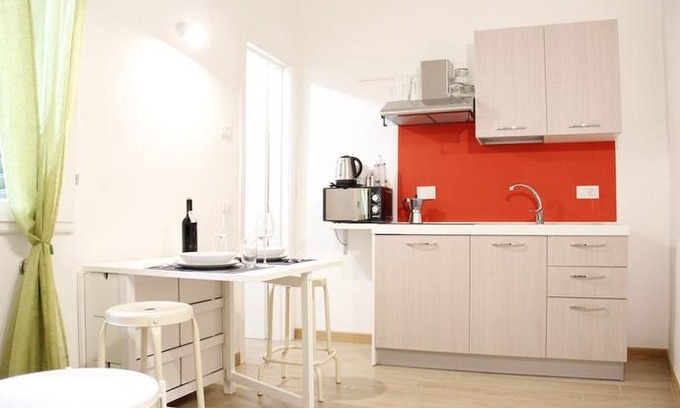 Santa Maria Novella Apartment | Art Apartment Scala Family Suite