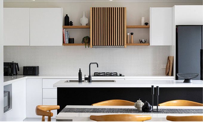 Calare House | Artful Abode - Duntryleague, Vibrant Decor