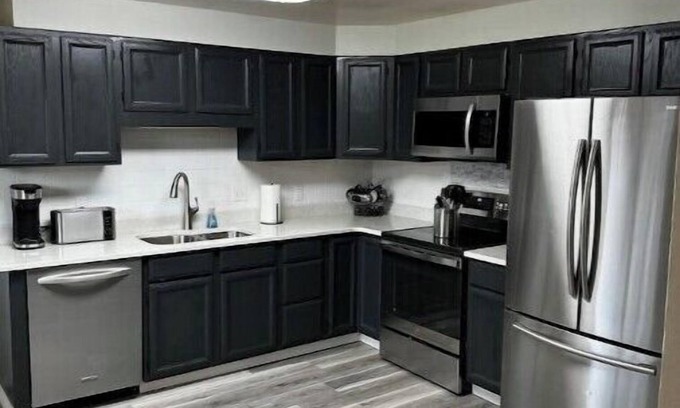 Arvada Plaza Area House | Arvada Luxury! Hot tub, Firepit, Pool table