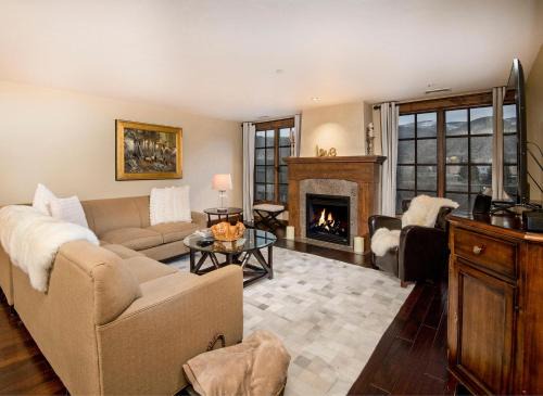 Avon House | Ascent Residence 208