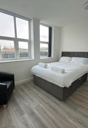Scunthorpe Apartment | ASM - TrainStation Studio Apartment