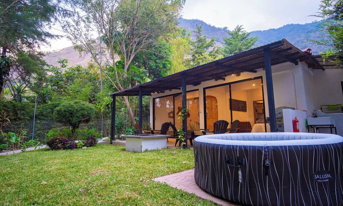 San Juan La Laguna House | Asteroid B612! "A heavenly refuge in Atitlan".