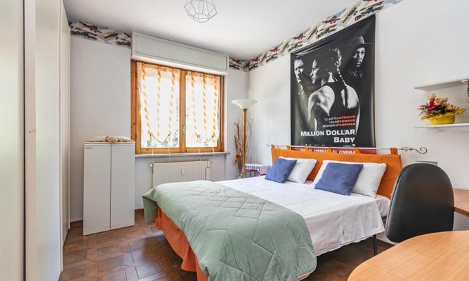 Asti Apartment | Asti Lovely Apt - Private Parking & Balconies