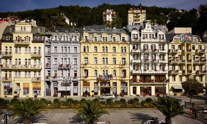 City Centre Hotel | ASTORIA Hotel & Medical Spa