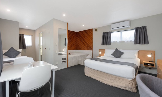 Tauranga Hotel | Asure Macys Motor Inn And Conference Centre