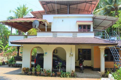 Irinjalakuda House | Aswathi Homestay