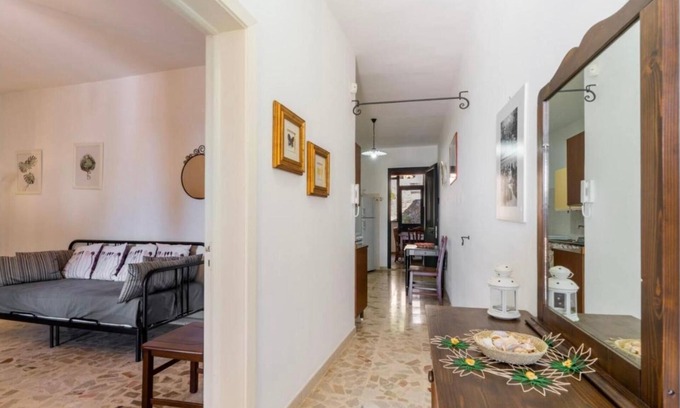 Diso House | At 50 MT from the Acquaviva cove and the Ficò lido here is Casa Vacanza Nilde.