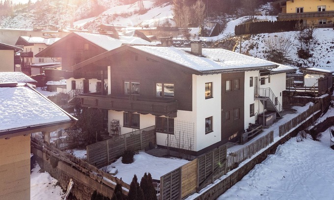 Kelchsau Apartment | Beautiful, spacious apartment with garden