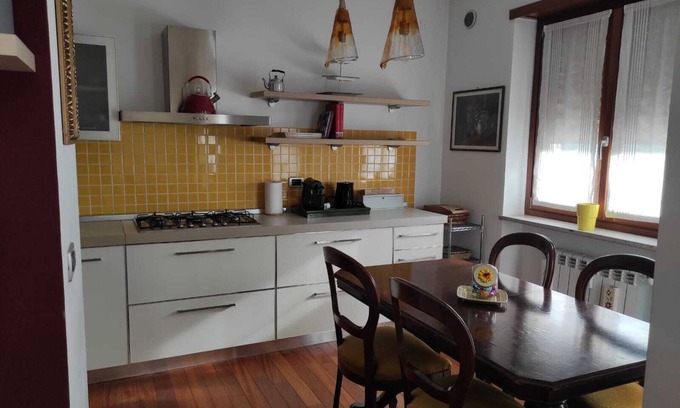 Aosta Apartment | At Nina's house A short walk from the historic center 1.2 km from the Pila cable car