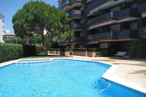 Torredembarra Apartment | AT121 Con piscina y cerca de la playa