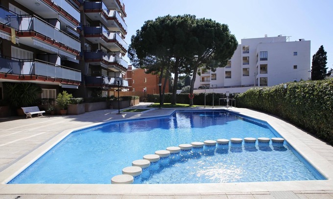 Torredembarra Apartment | AT253 PROTOMAR: Apartment a few minutes from the beach and with pool