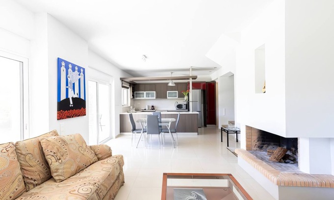 Vari House | Athenian Riviera Maisonette, Varkiza,7' walk from Beach Park, Athenian Riviera Maisonette, Varkiza,7
