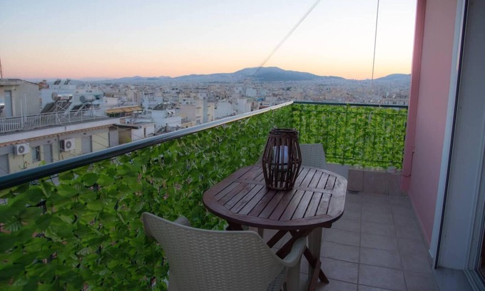 Athens Apartment | Athens & Acropolis View 7th Floor Apartment