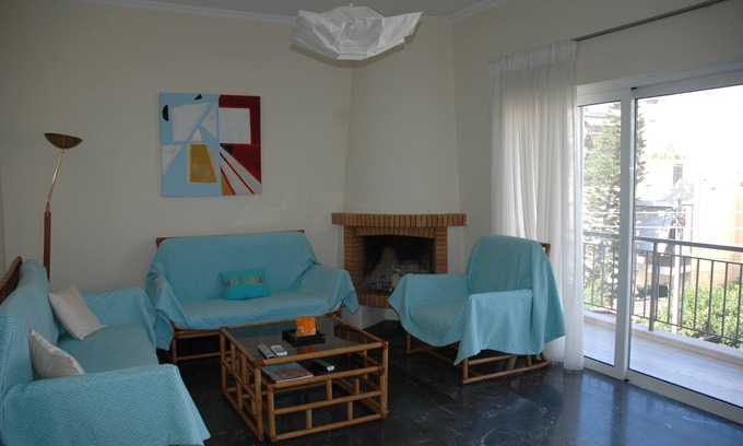 Nea Smirni Apartment | Athens flat near sea ,center and port