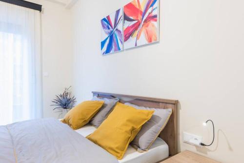 Omonia Apartment | Athens Studio