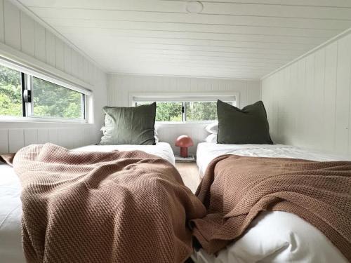 Atherton House | Atherton Tiny - Retreat with Fire Pit