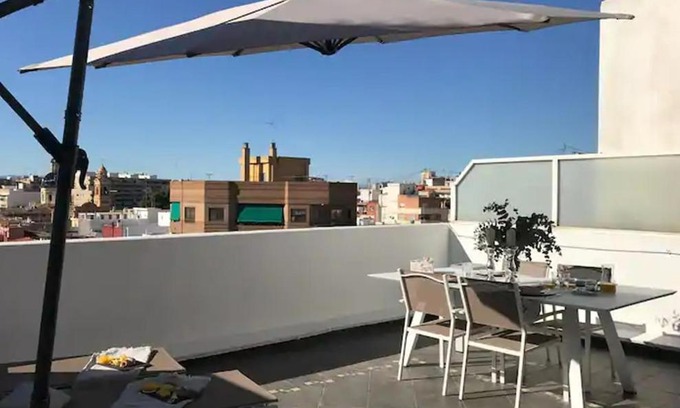 El Pilar Apartment | Atico loft Torres de Quart