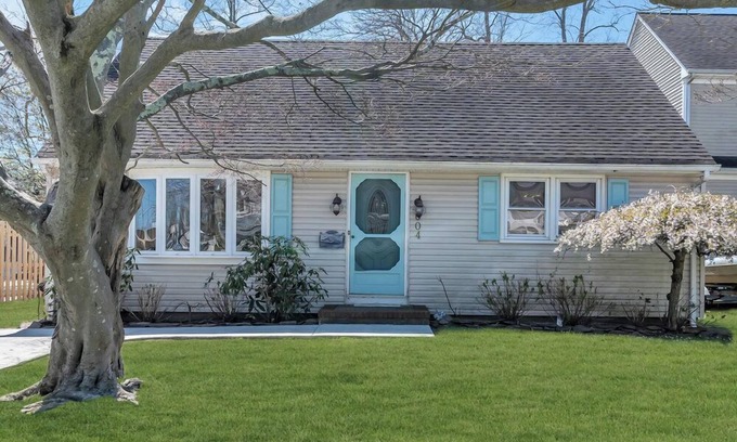 Point Pleasant Beach House | ATL604 | 4BR 2 ba "Home away from home" in the Beach! Sleeps up to 12!