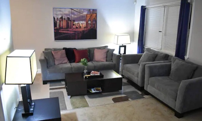 Atlanta House | Atlanta Getaway-Your Home Away From Home!