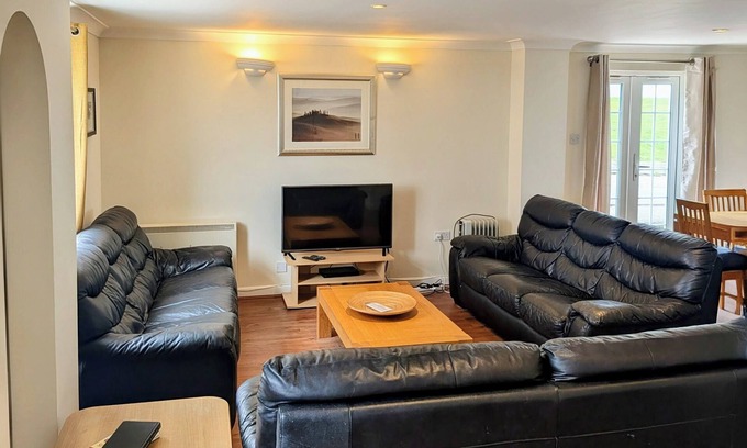 Saint Columb Major Cabin | Atlantic Lodge - 4 Bedroom - Pool -Spa - Gym