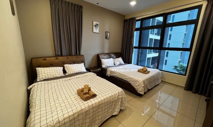 Malacca City Apartment | Atlantis Residence with Pool View by CasaMeus