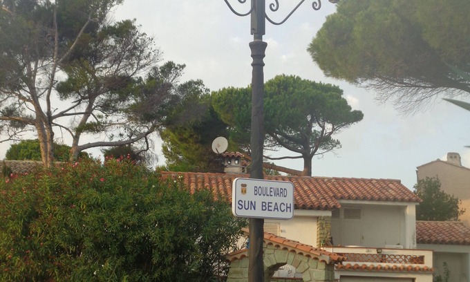 Les Issambres Villa | Attached villa, terrace, garden, garage, in a quiet impasse. Access to the pool