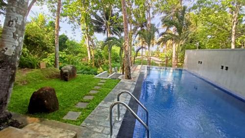 Matara Hotel | Atteriya HILLTOP