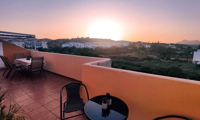 San Luis de Sabinillas Apartment | Attic - Jardines de Sabinillas - 10 MINS WALK to the beach and town centre -