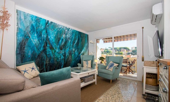 Arenys de Mar Apartment | ATTIC WITH TERRACE AND SEA VIEWS IN ARENYS DE MAR