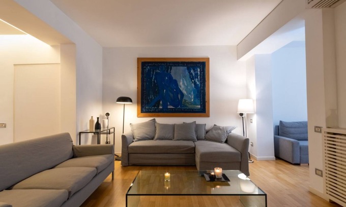 Universita Apartment | Attic With Terrace and Jacuzzi - Luxury Apartment
