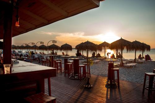 Oropos House | Attica, Home with BBQ, close to the sea, Oropos