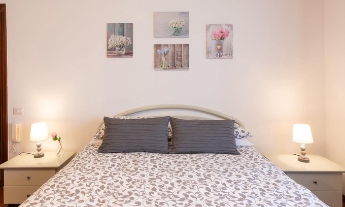 Torvaianica Apartment | Attico centralissimo vista mare