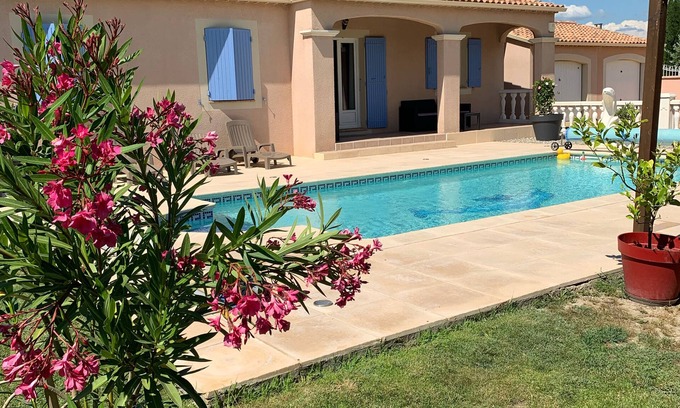 Molleges Villa | Attractive property with private pool in Mollege, Alpilles