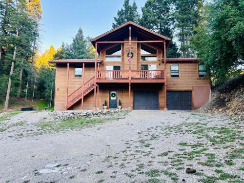 Cloudcroft House | ATVParking|36mi to White Sands|Wildlife|In Village