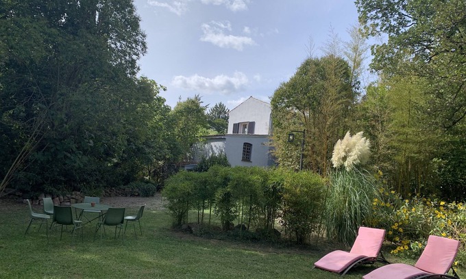 Le Muy House | Atypical house le val vert