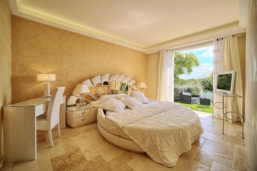Mougins Bed & Breakfast | "AU HAVRE DE PAIX" 5 étoiles Prestige jacuzzi, hammam, sauna, PISCINE chauffée Mougins Cannes Grasse