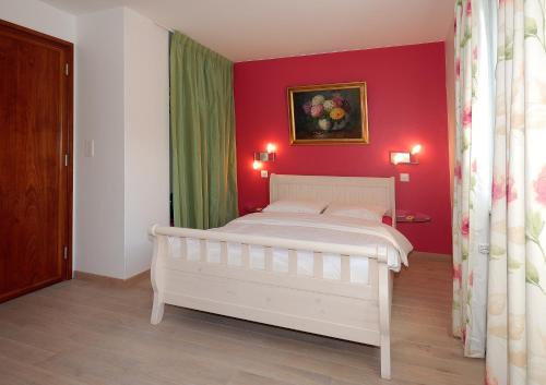 Dully Hotel | Auberge de Dully