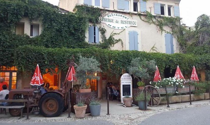 Rustrel Hotel | Auberge de Rustréou