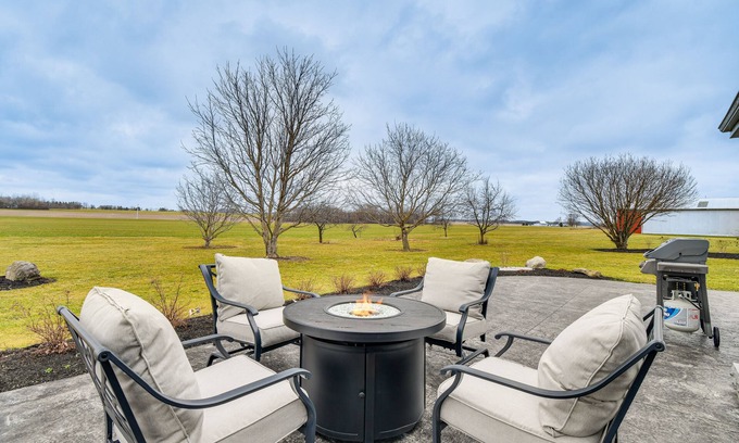 Town of Owasco House | Auburn Finger Lakes Farmhouse w/Open Views!