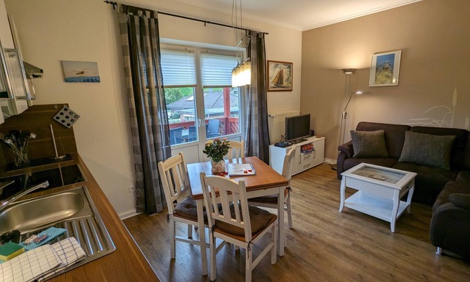 Wyk auf Foehr Apartment | Austernfischer - Beautiful apartment - close to the beach, with its own beach chair in the first row.