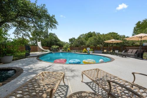 Shady Hollow House | Austin Hill Country Escape & Retreat - Private Oasis With Pool & Spa On Over An Acre