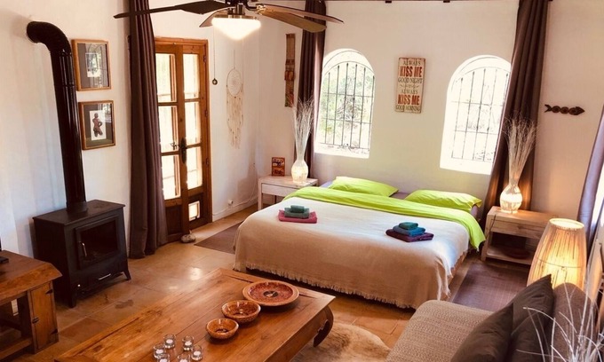 Santa Eulalia del Rio Cottage | Authentic Ibicencan country cottage in the middle of the countryside and forest.