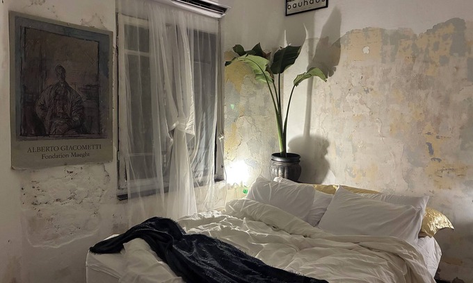 Tel Aviv City Center Apartment | Authentic artist apartment in the heart of Tel Aviv