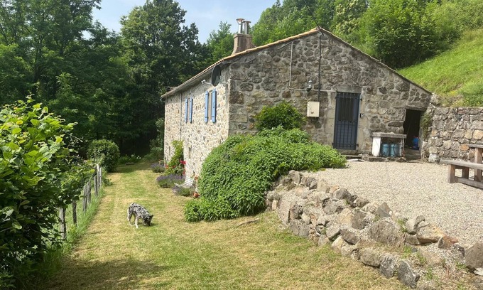 Pourcheres House | Authentic French style, tranquility, great comfort, detached, lots of privacy, swimming pool.