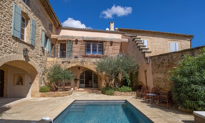 Vers-Pont-du-Gard Other | Authentic Provencal Holiday House with 6 bedrooms and private pool