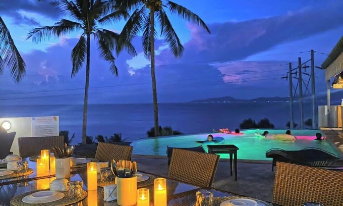 Puerto Galera Hotel | AV Suites