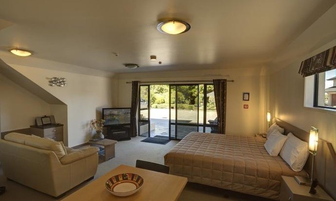 Motueka Hotel | Avalon Manor Motel